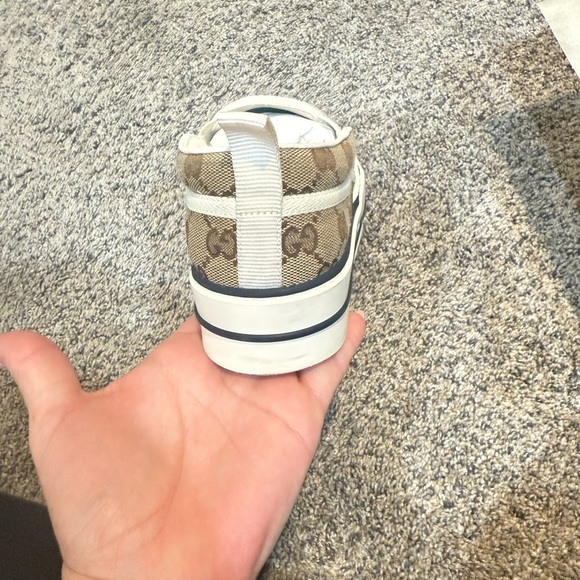 Gucci Tennis Shoes - Picture 6 of 6